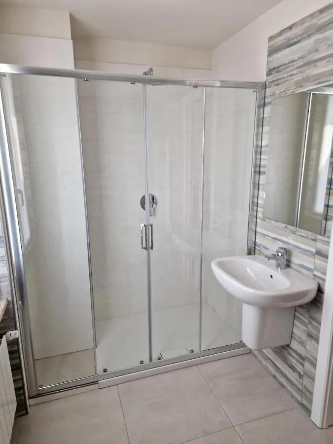 B&B A due passi dal Lago Adro Bed & Breakfast